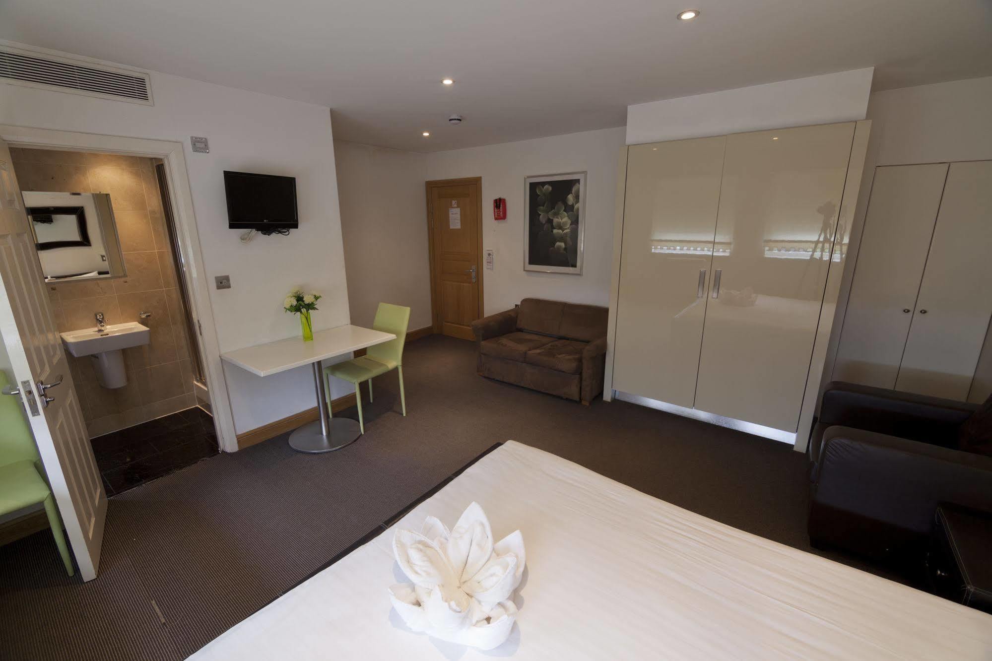West End Lane II Aparthotel London Ngoại thất bức ảnh