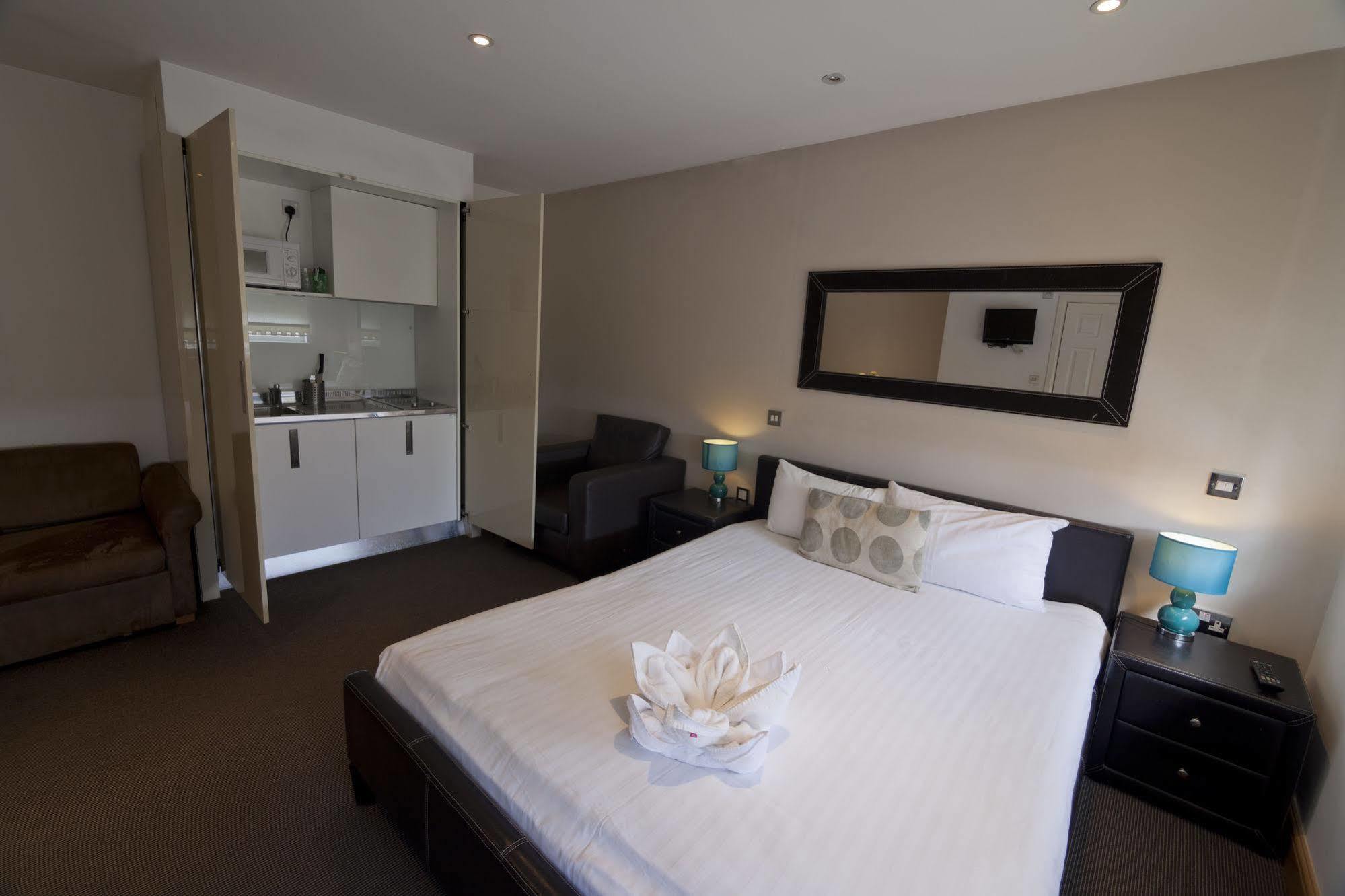 West End Lane II Aparthotel London Ngoại thất bức ảnh