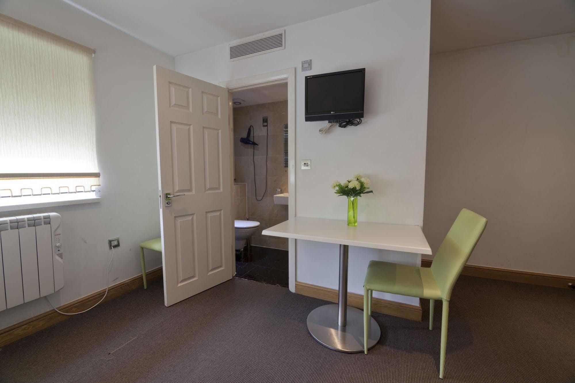 West End Lane II Aparthotel London Ngoại thất bức ảnh