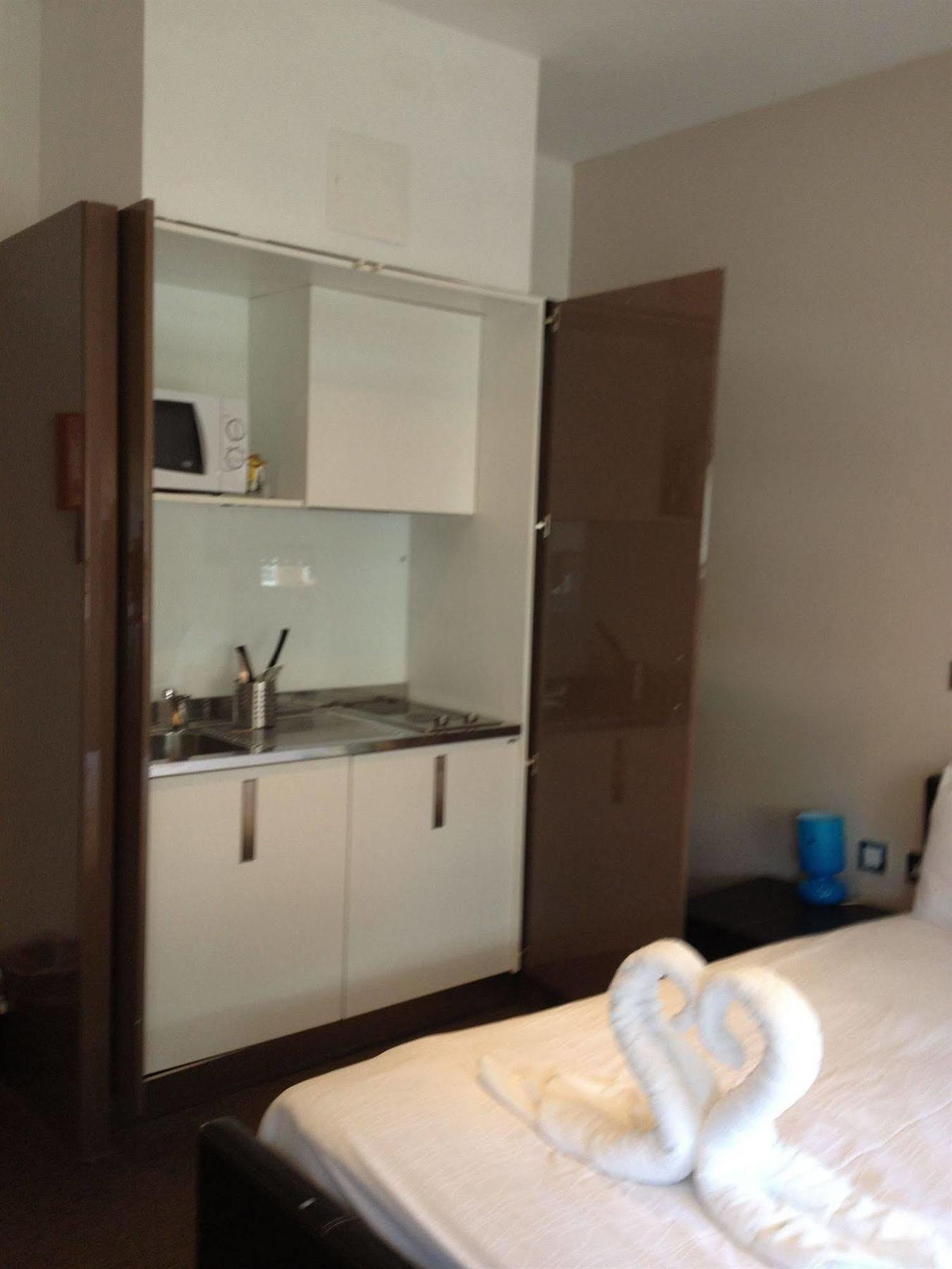 West End Lane II Aparthotel London Ngoại thất bức ảnh